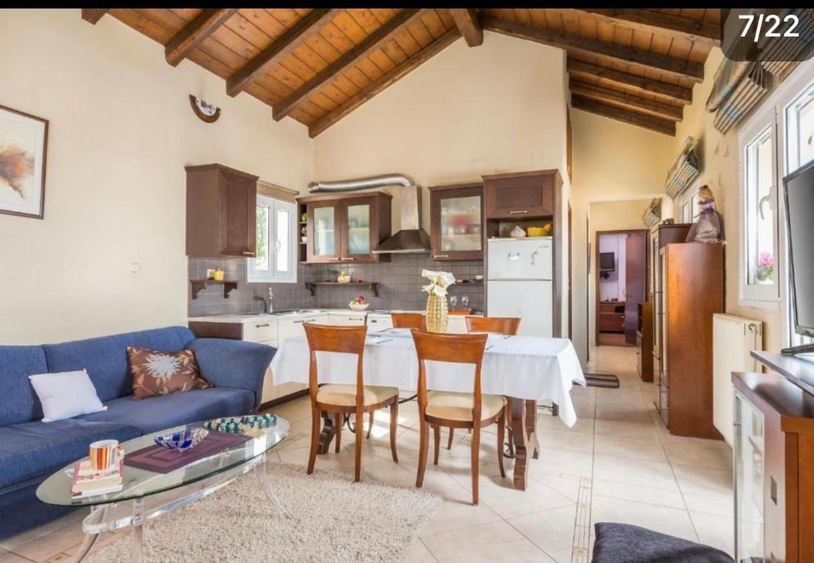Makis Sea-View Apartment-Corfu Port Mantouki エクステリア 写真